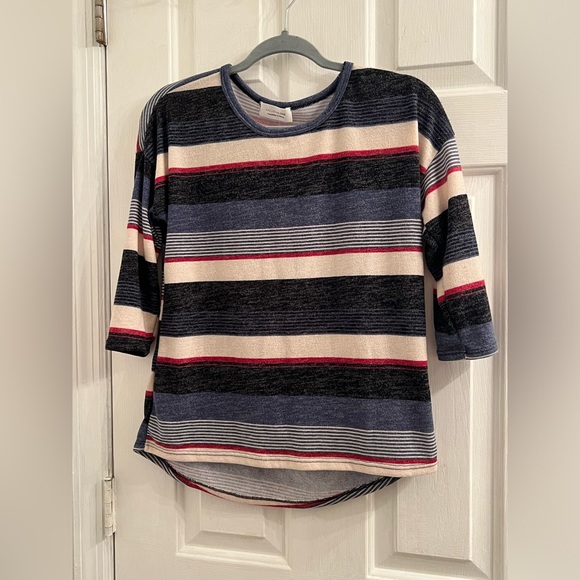 Size small red blue white striped knit half sleeve long sleeve shirt top - Picture 2 of 5